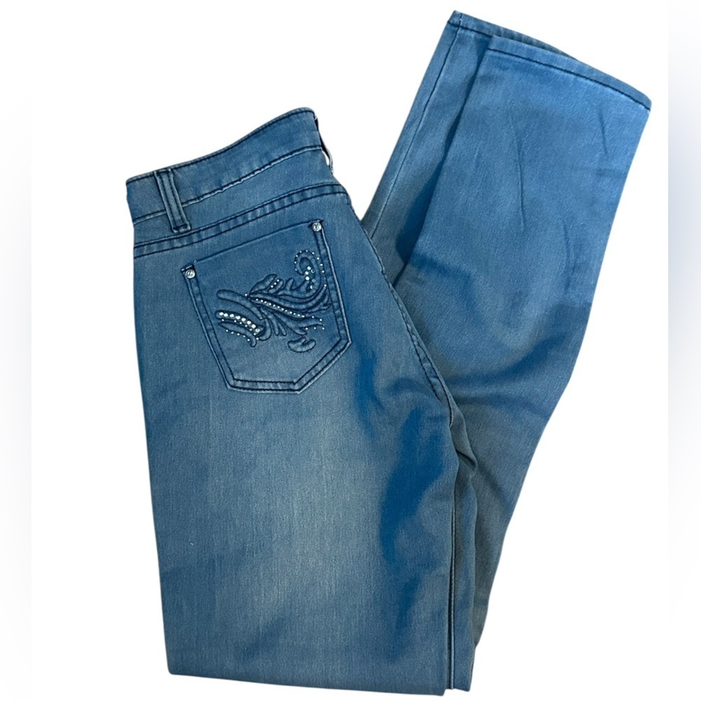 Bamboo slim straight leg Jeans Light Wash Bling Pockets Size 7/ 8